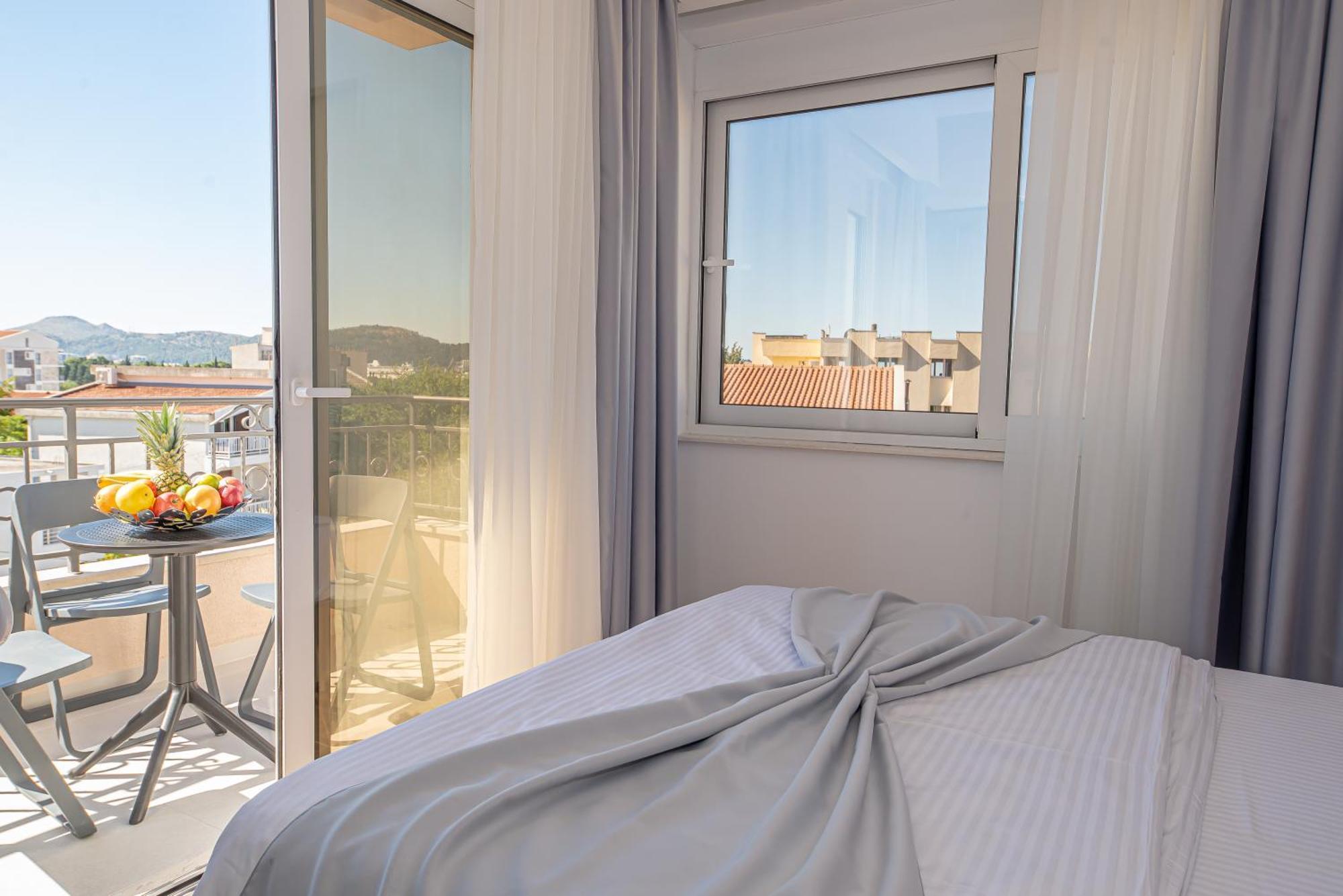 באר N&N Lux Guest House מראה חיצוני תמונה
